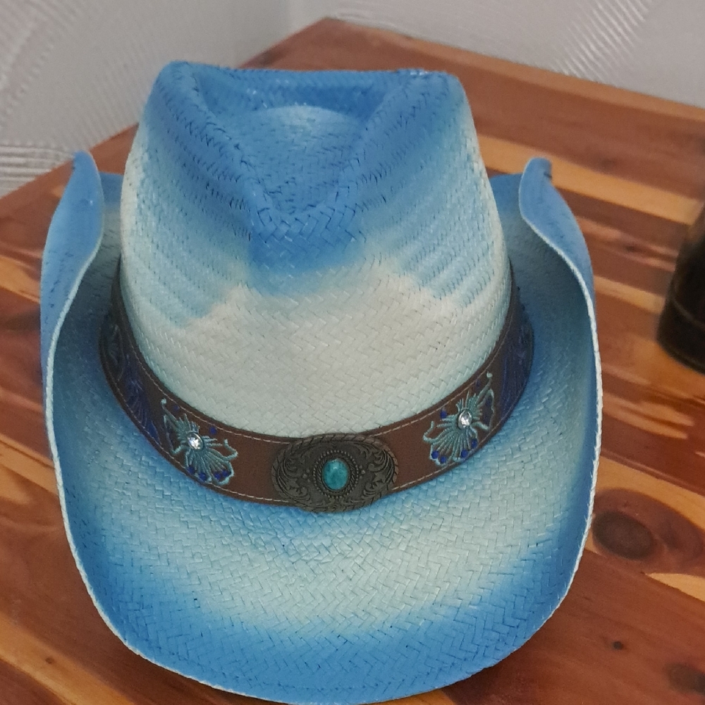 Womens Cowgirl Hat By Shyanne